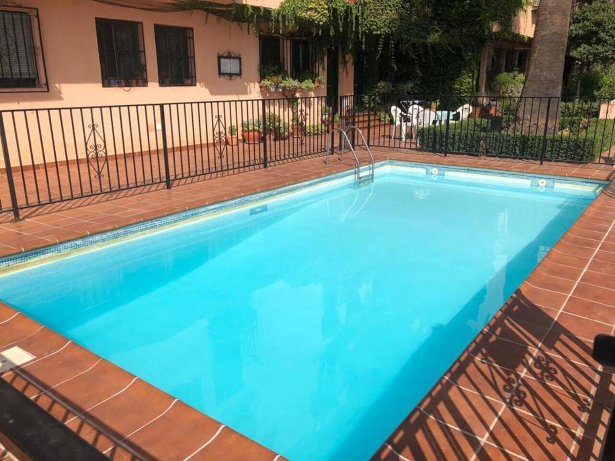 Tuguest Alhacaba Apartment - Free Parking 格拉纳达 外观 照片